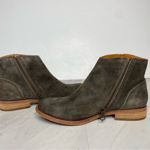 New! Kork Ease Riley Gray Brown Distressed Suede Bootie 7M - Picture 6 of 14
